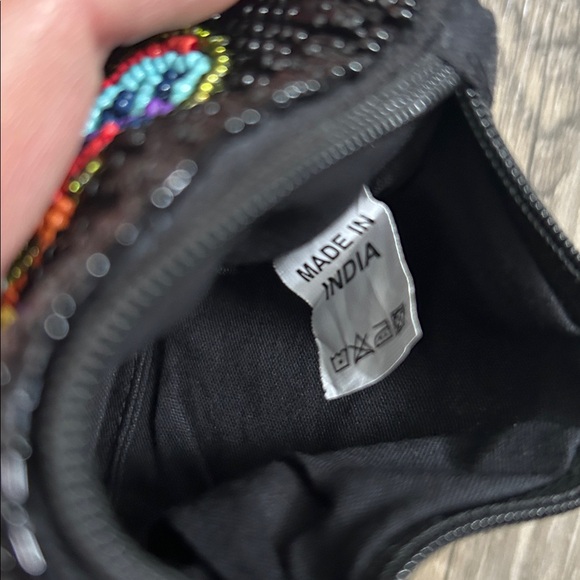 Beaded Zippered Dragonfly Coin Purse - Picture 3 of 3